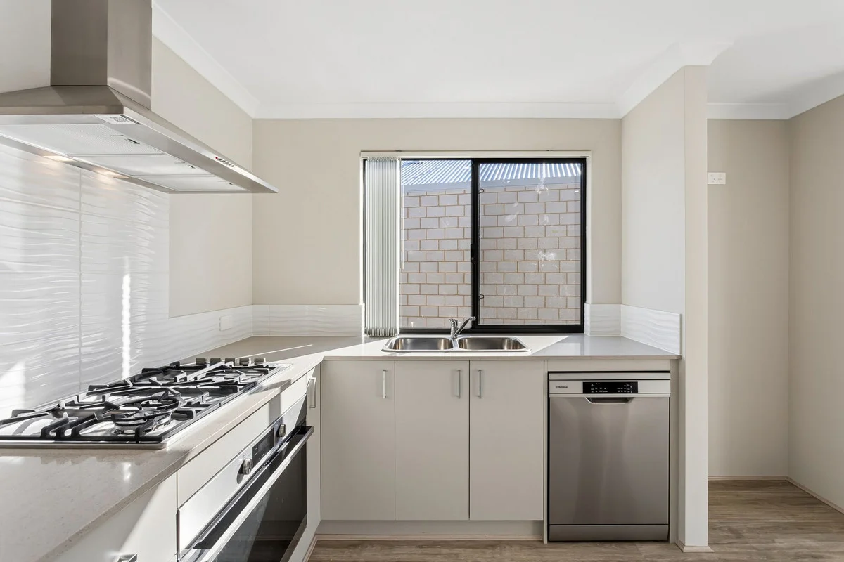 Additional image 18 of 40 Jewel Way, Banksia Grove WA 6031