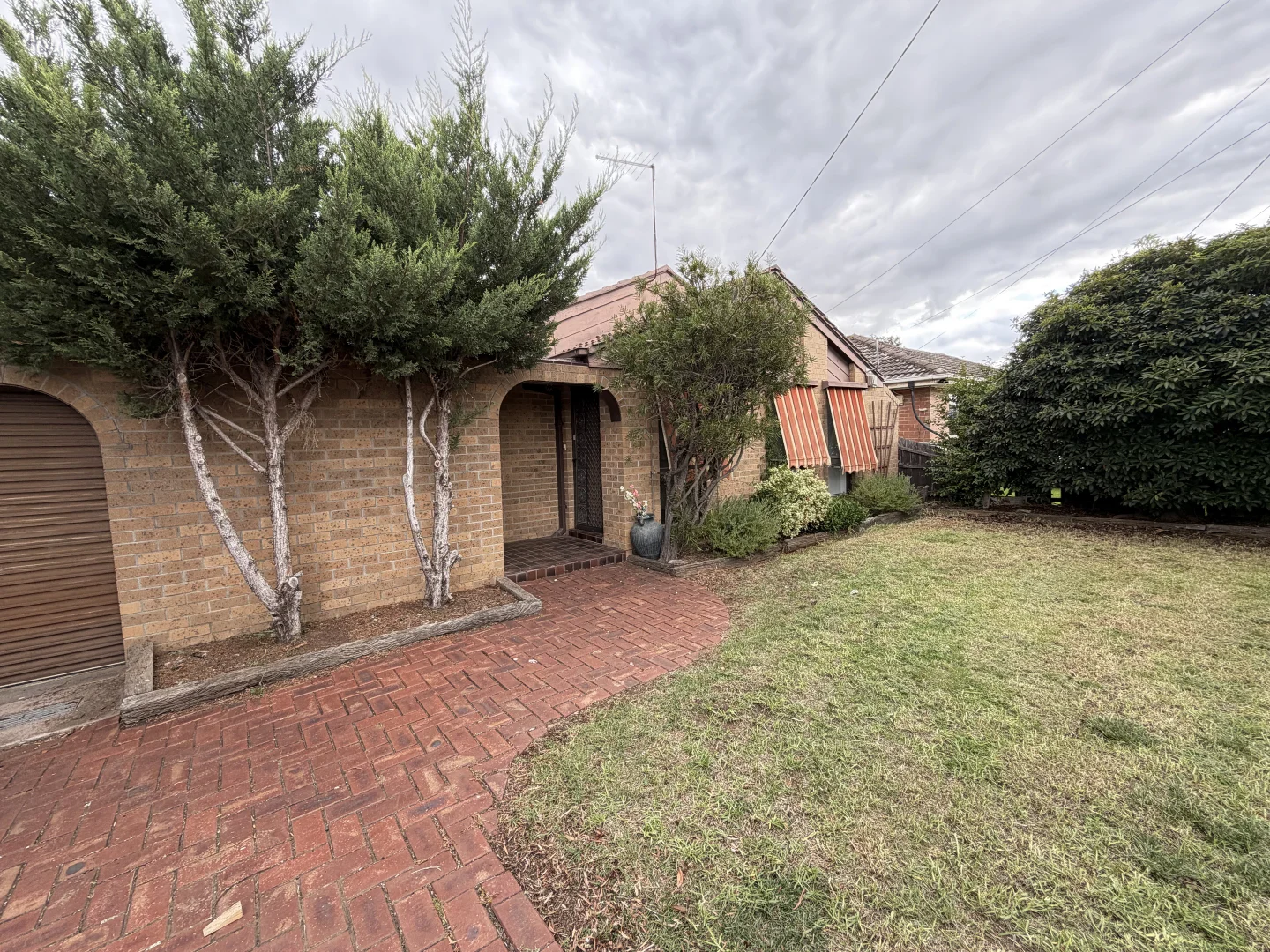 33 Burleigh Road, Melton VIC 3337 photo 2