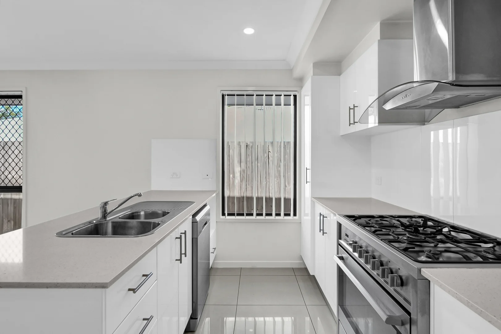 Additional image 4 of 60 Pepper Tree Drive, Holmview QLD 4207