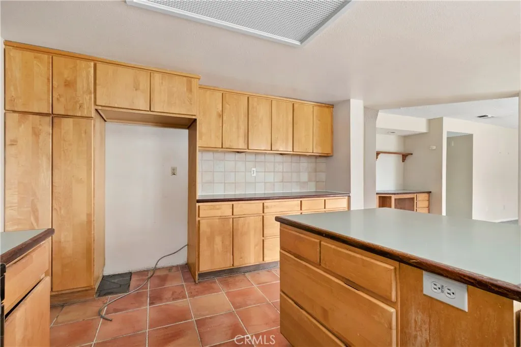 Additional image 71 of 1703 Ridge View Dr, Colton, CA 92324