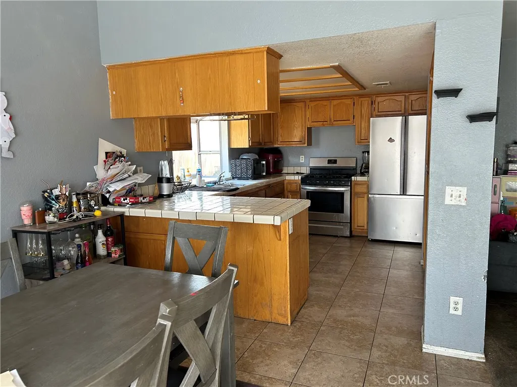 Additional image 7 of 14619 Corey Way, Victorville, CA 92394