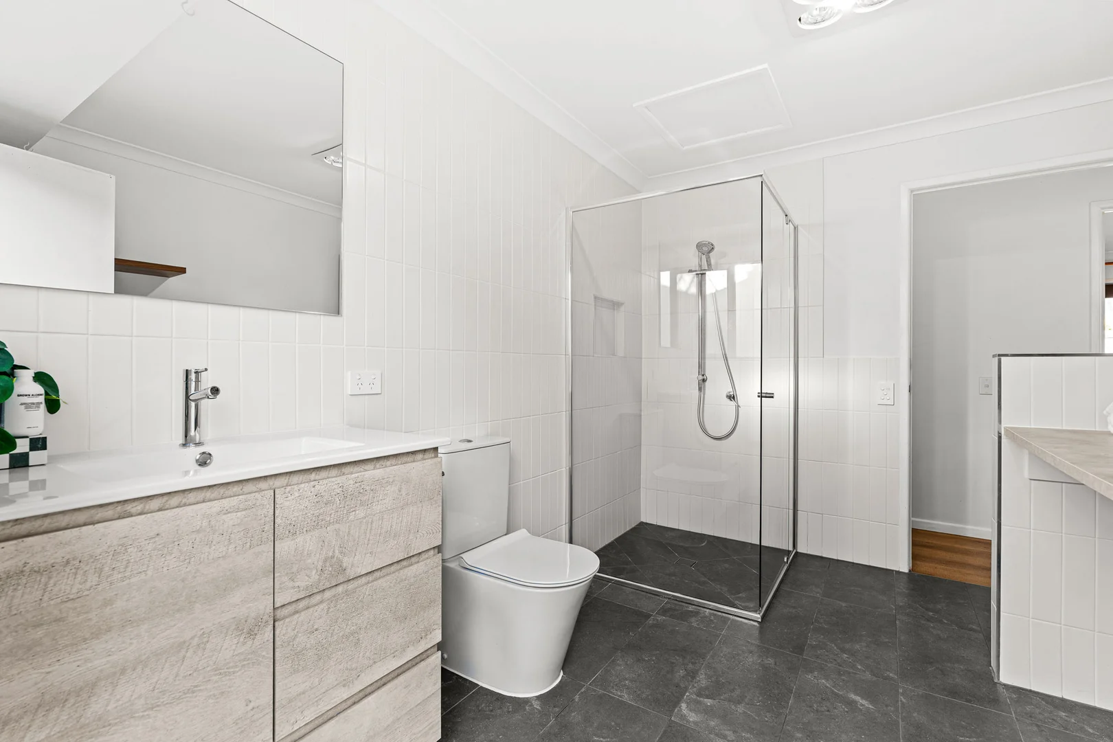 Additional image 10 of 16 Teraglin Street, Manly West QLD 4179