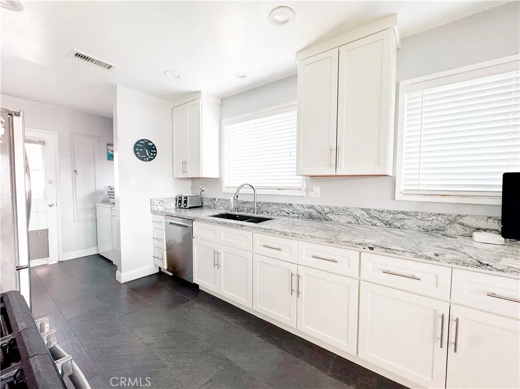 Additional image 23 of 4344 Nipomo Ave, Lakewood, CA 90713