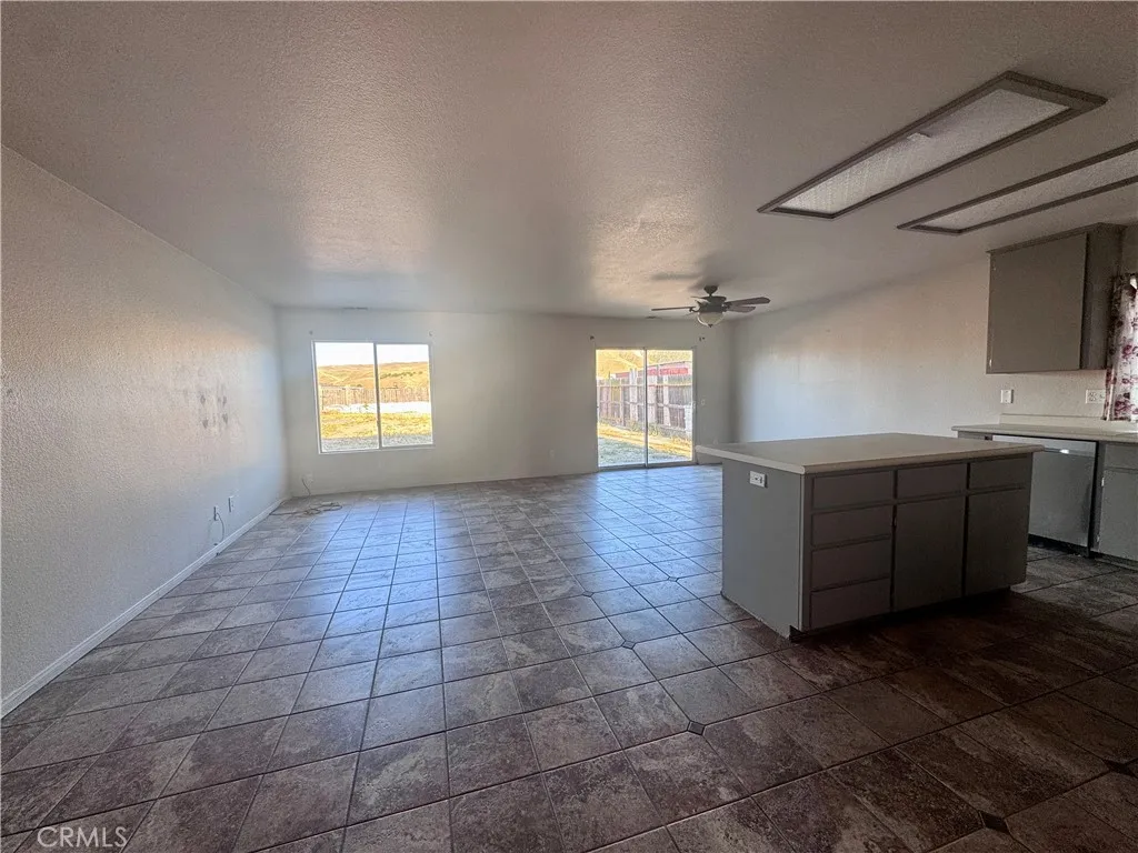 Additional image 4 of 210 Calle Arroyo, Shandon, CA 93461