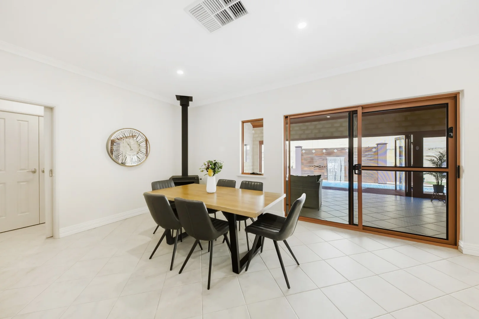 Additional image 9 of 16 Gloriana Way, Dianella WA 6059