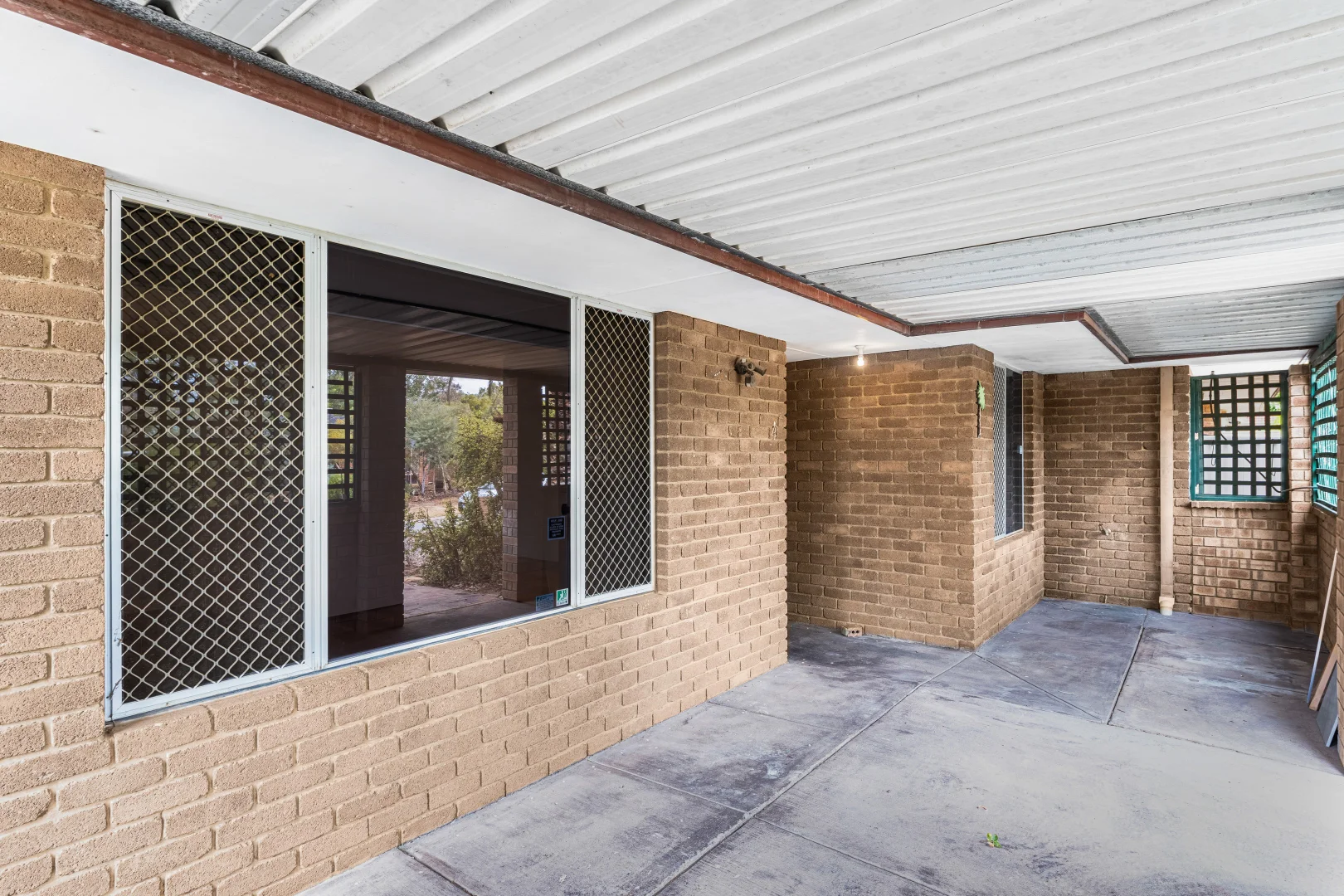Additional image 30 of 4 Barge Court, Armadale WA 6112