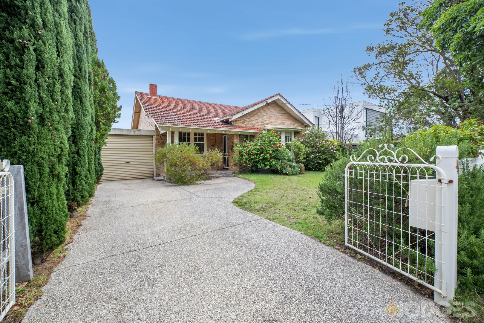 Additional image 22 of 44 Raynes Park Road, Hampton VIC 3188