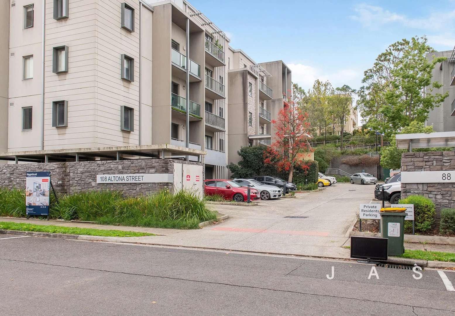 301/108 Altona Street, Kensington VIC 3031