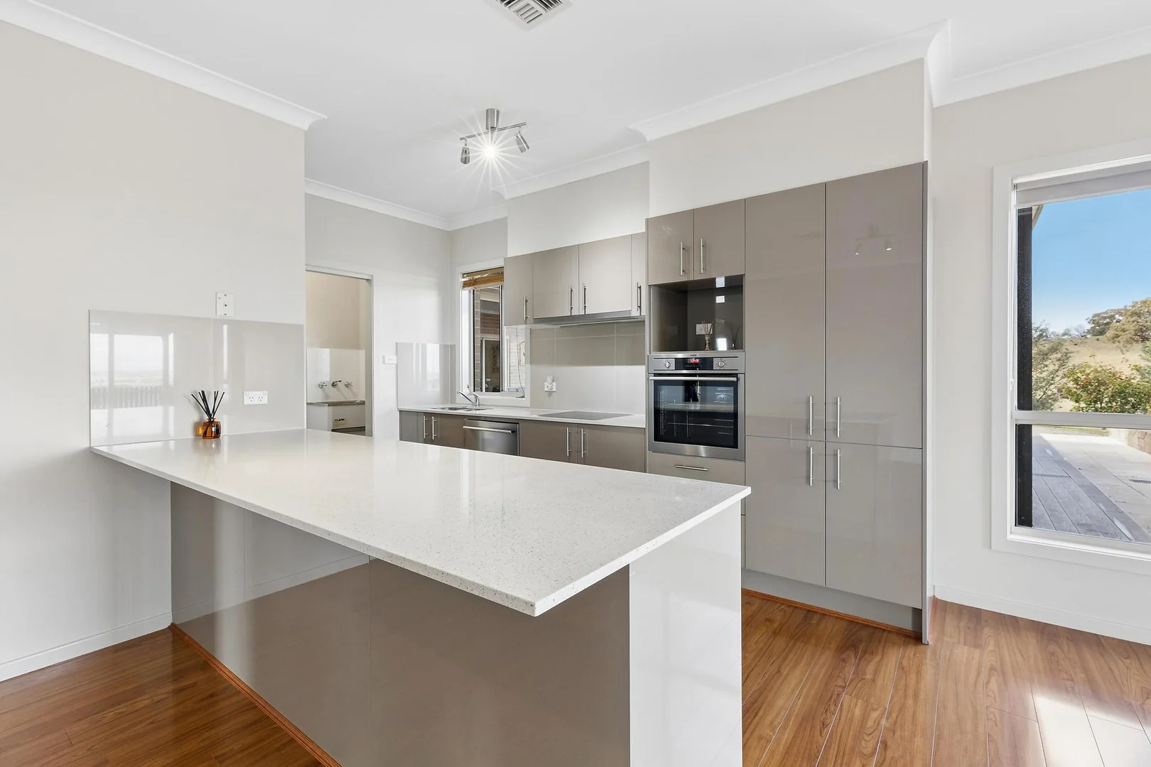 Additional image 24 of 33 Yass Valley Way, Yass NSW 2582
