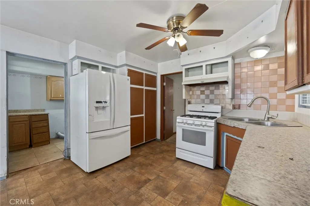 Additional image 6 of 205 Suzanne Lane, Taft, CA 93268
