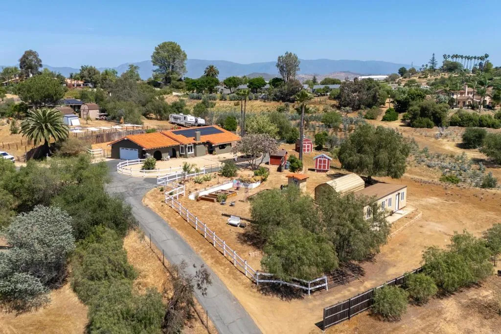 Additional image 4 of 9908 West lilac, Escondido, CA 92026
