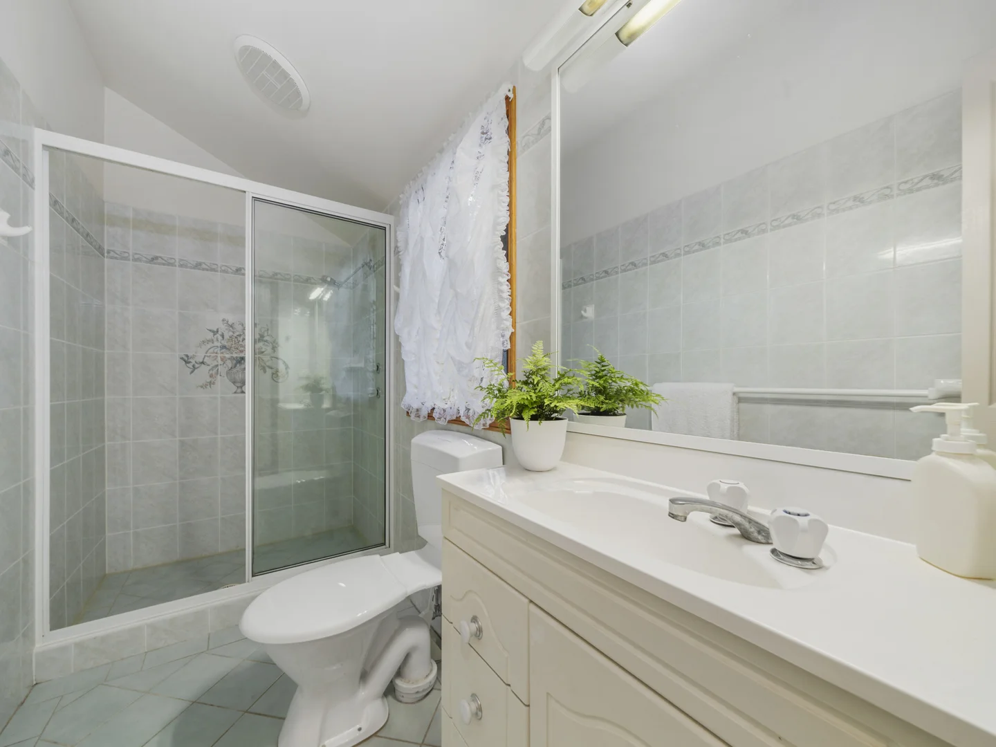 Additional image 13 of 19 Willoughby Circuit, Grasmere NSW 2570