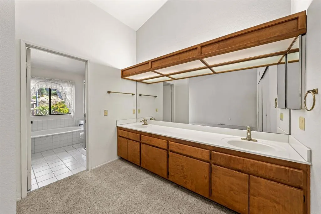 Additional image 12 of 1367 Heritage Court, Escondido, CA 92027