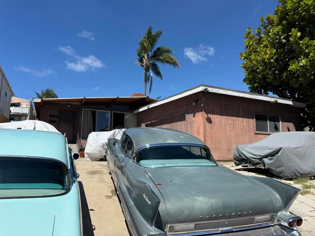 Address Not Available, San Diego, CA 92109