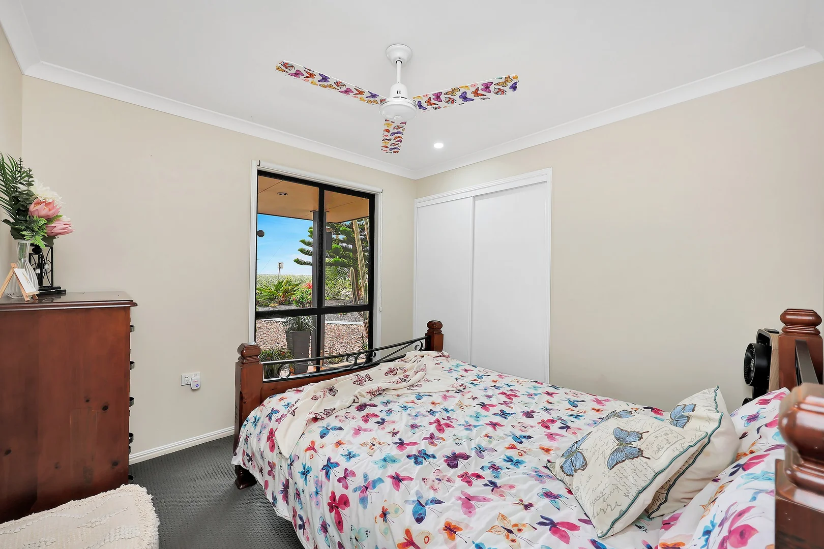 Additional image 20 of 2 Linden Crescent, Qunaba QLD 4670