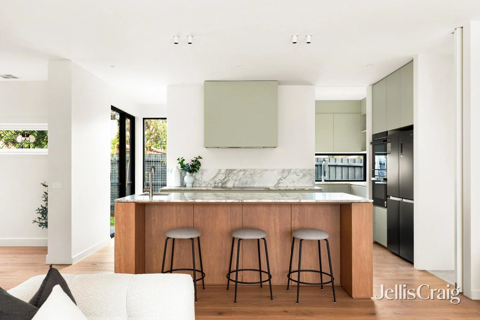 Additional image 11 of 1/162 Glen Iris Road, Glen Iris VIC 3146