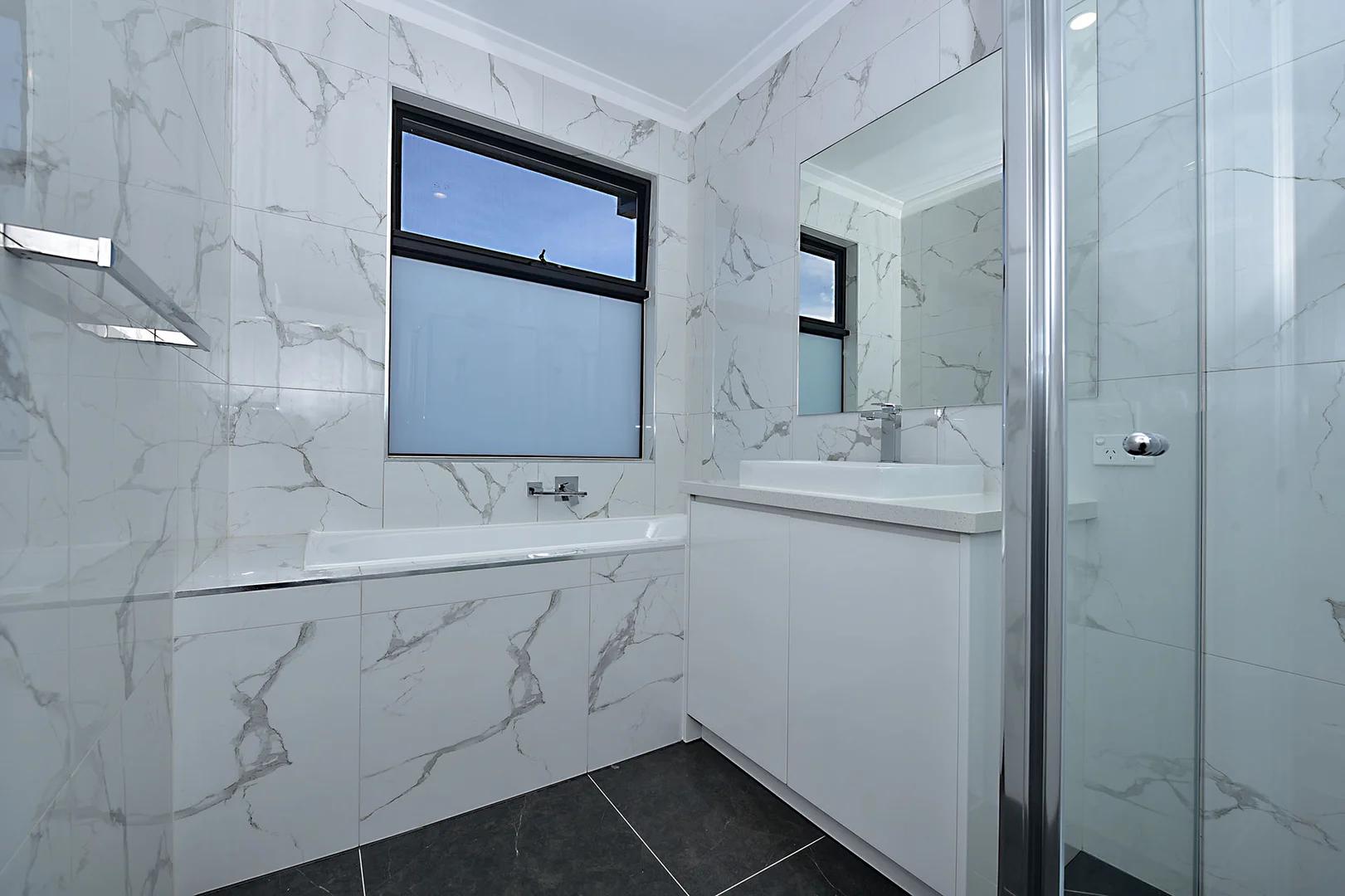 Additional image 6 of 2/398 Springvale Road, Glen Waverley VIC 3150