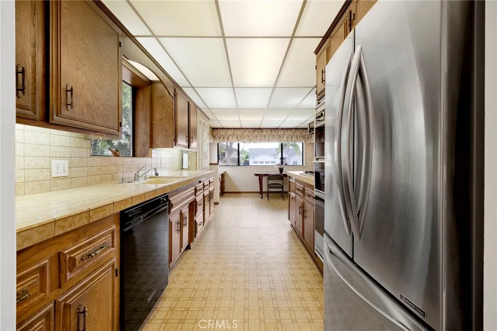 Additional image 74 of 633 Groton Drive, Burbank, CA 91504