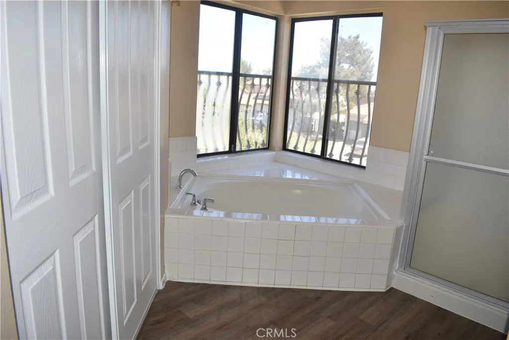 Additional image 46 of 325 Rainbow Ter, Palmdale, CA 93551