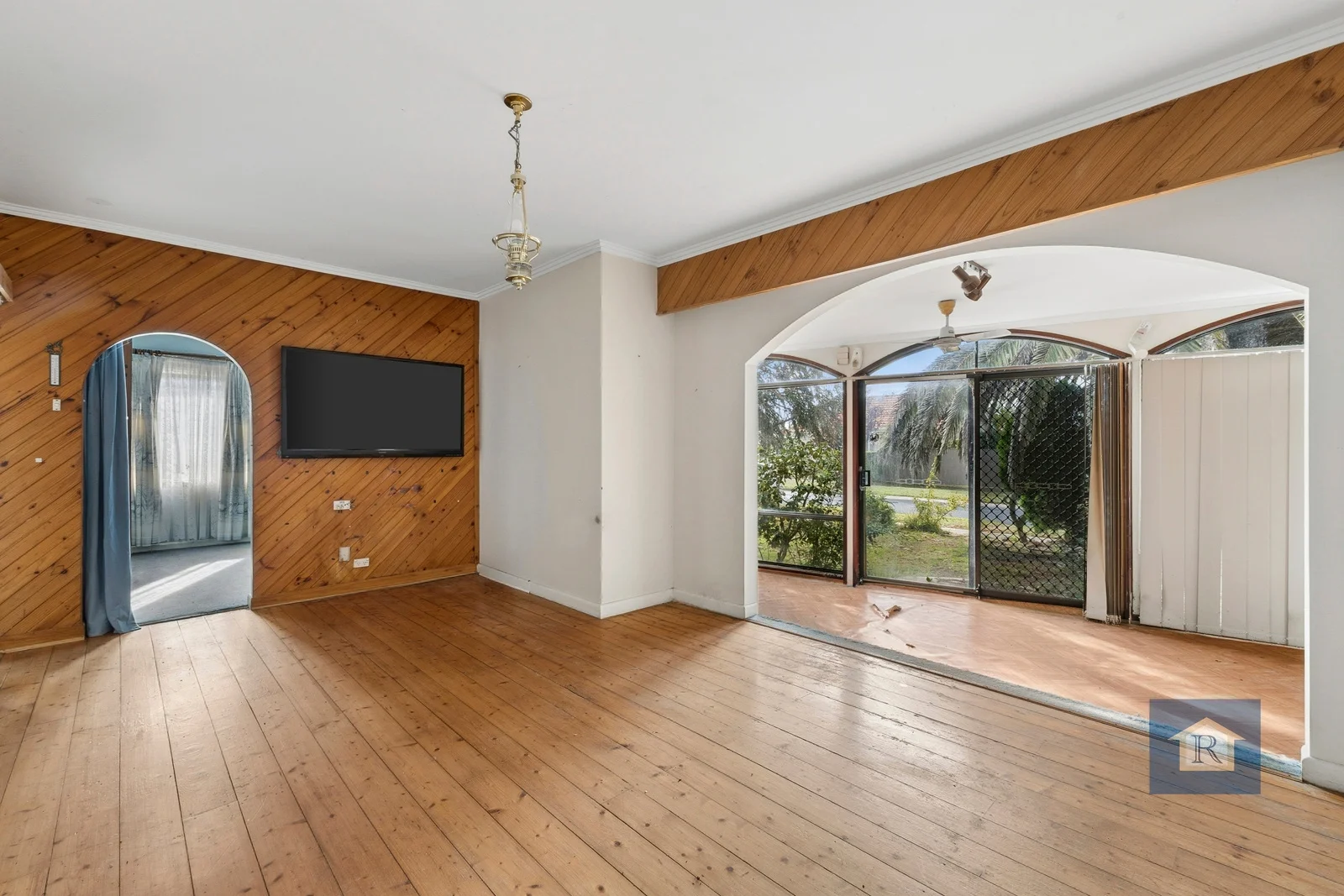 Additional image 3 of 41 Churchill Square, Colac VIC 3250