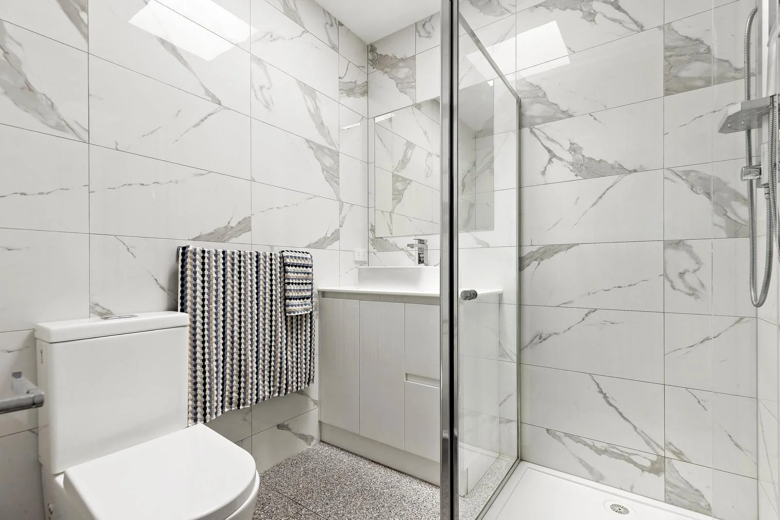 Additional image 11 of 2 Rose Court, Reservoir VIC 3073