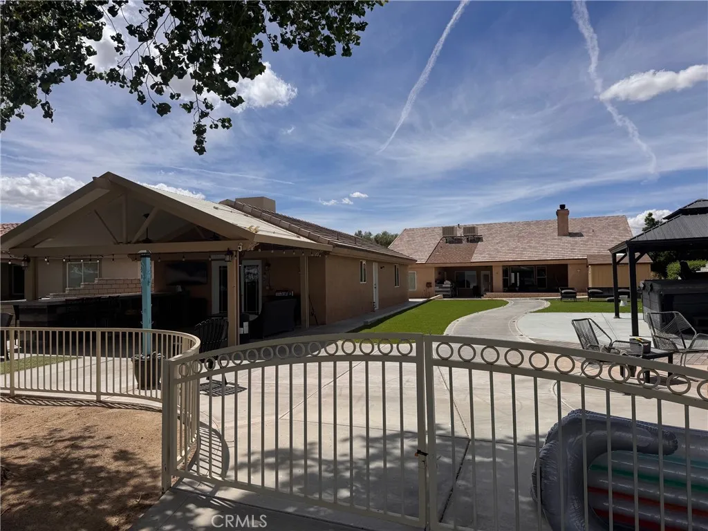Additional image 2 of 39481 Mountain View Rd, Yermo, CA 92398