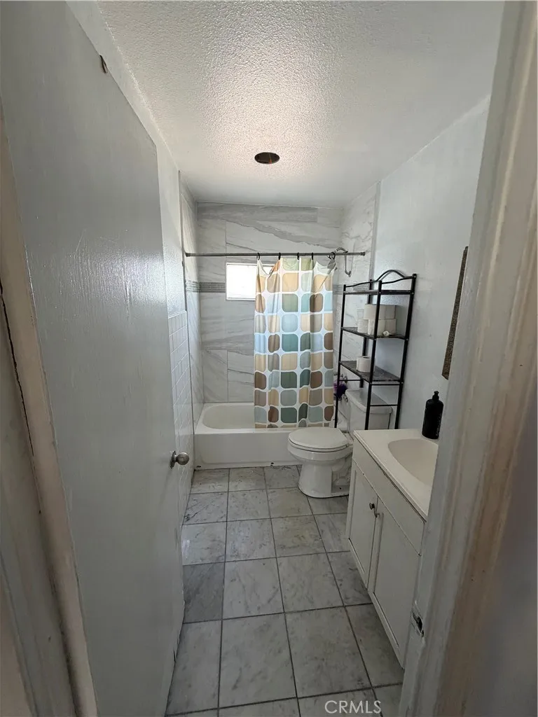 Additional image 27 of 320 N Park Vista Spc 81, Anaheim, CA 92806