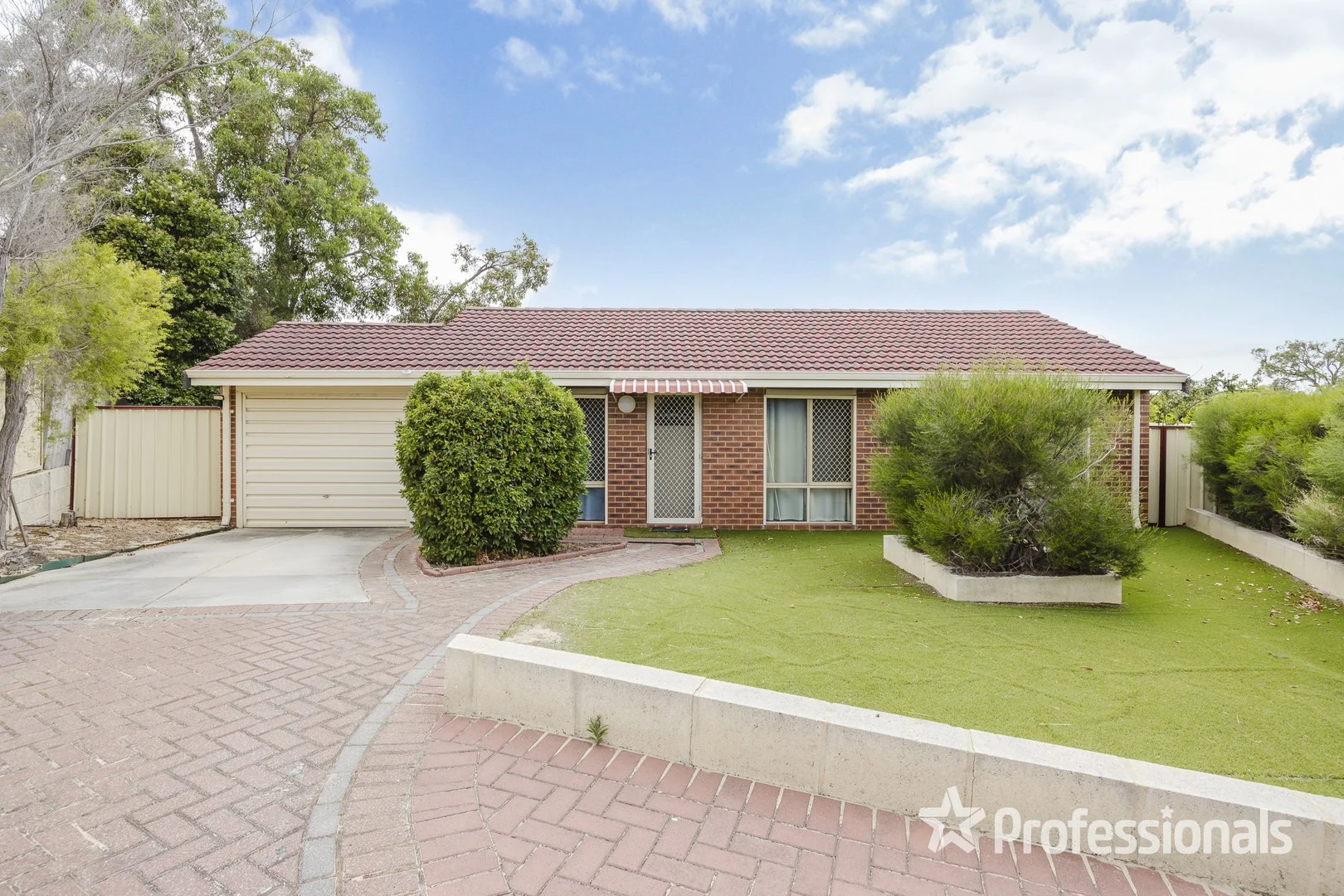 6 Alba Court, Mirrabooka WA 6061