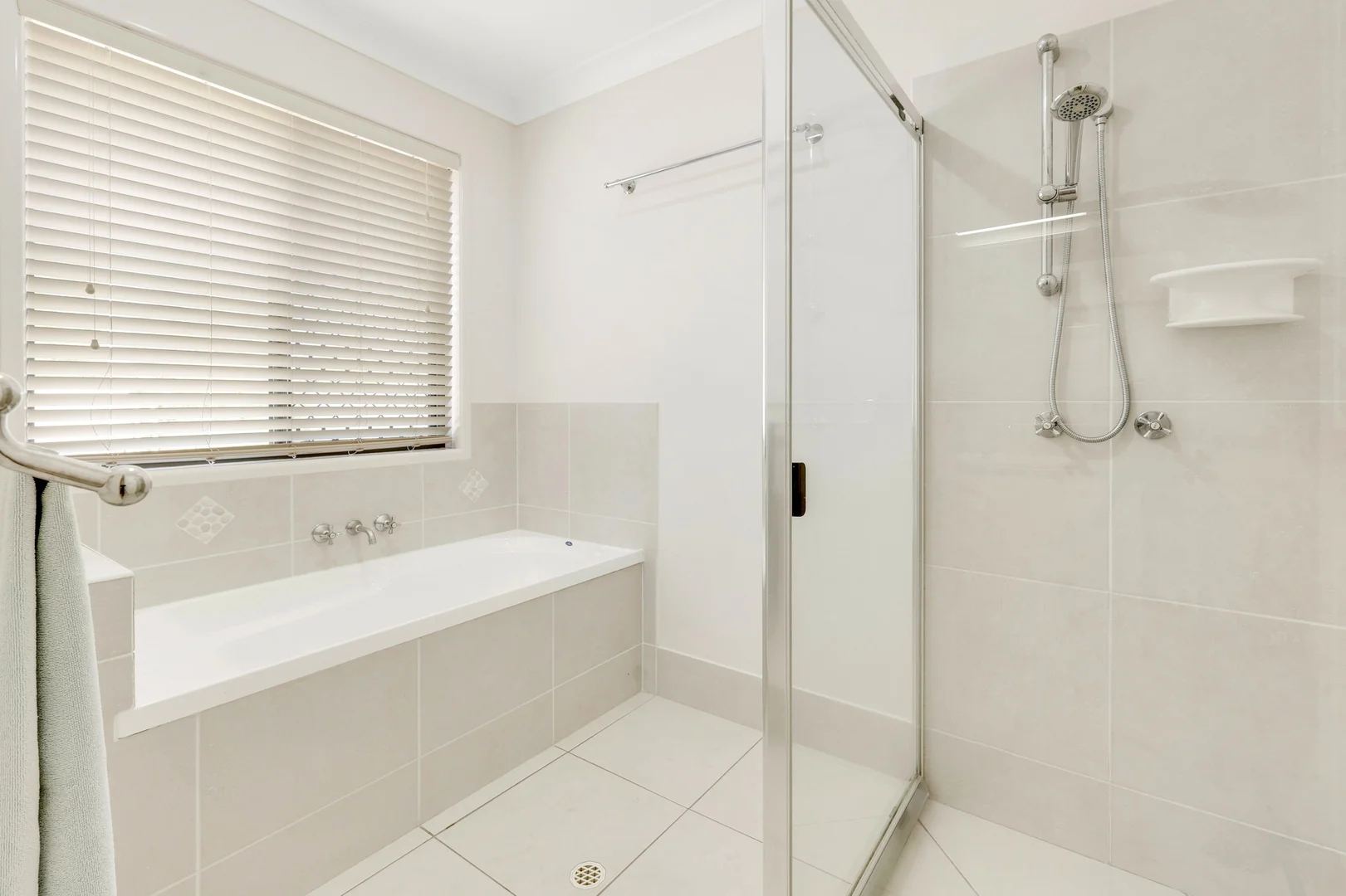 Additional image 21 of 13 Morris Court, Cotswold Hills QLD 4350