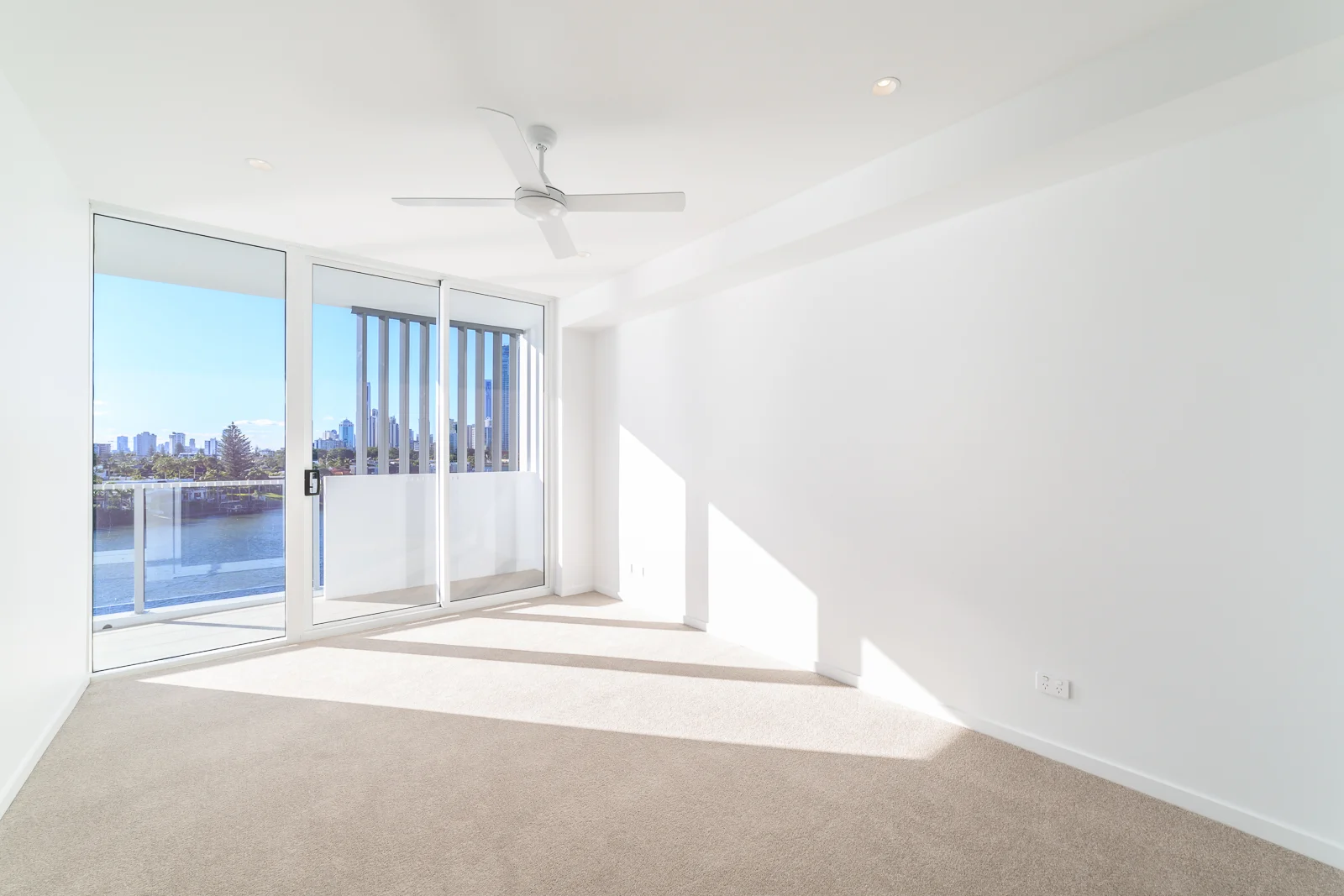 Additional image 4 of 404/19 Cannes Avenue, Surfers Paradise QLD 4217