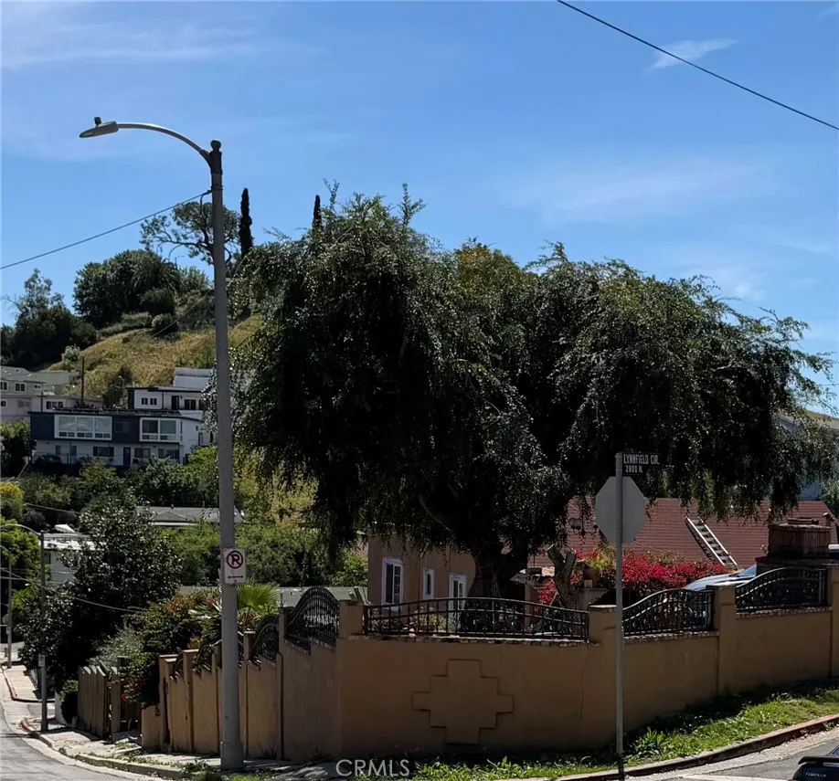 Additional image 9 of 5026 Chester St, Los Angeles, CA 90032