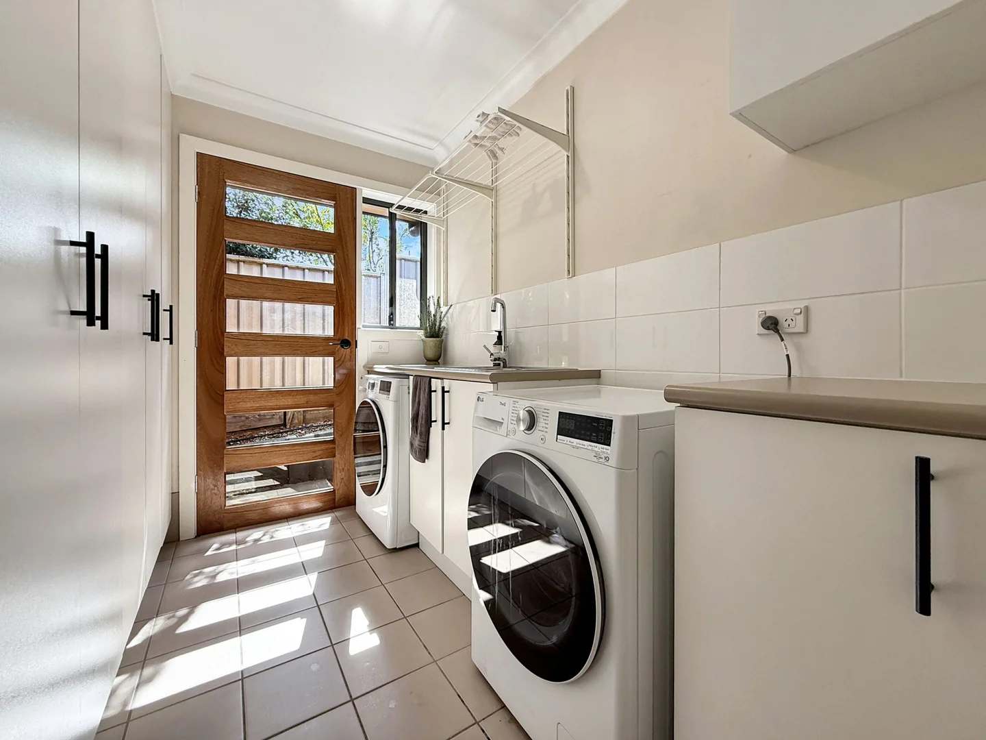 Additional image 18 of 2 Bailes Crescent, Young NSW 2594