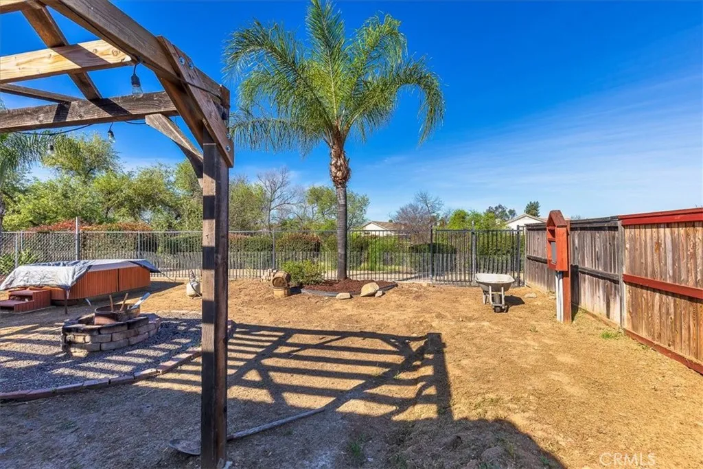 36571 Cheval Dr, Winchester, CA 92596