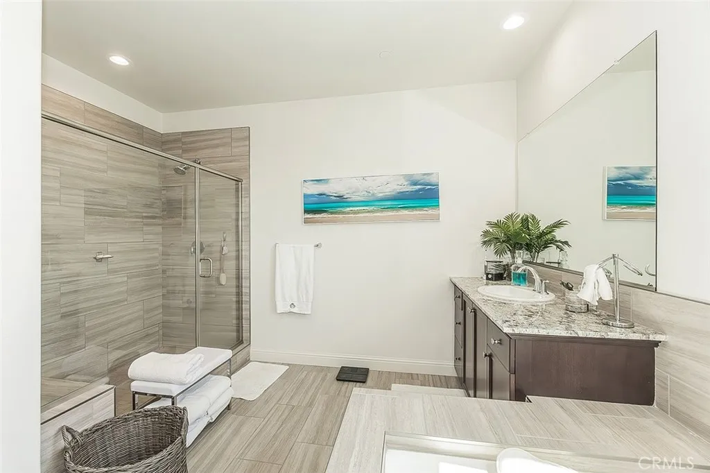Additional image 36 of 877 Treasure Hills Dr, Madera, CA 93636