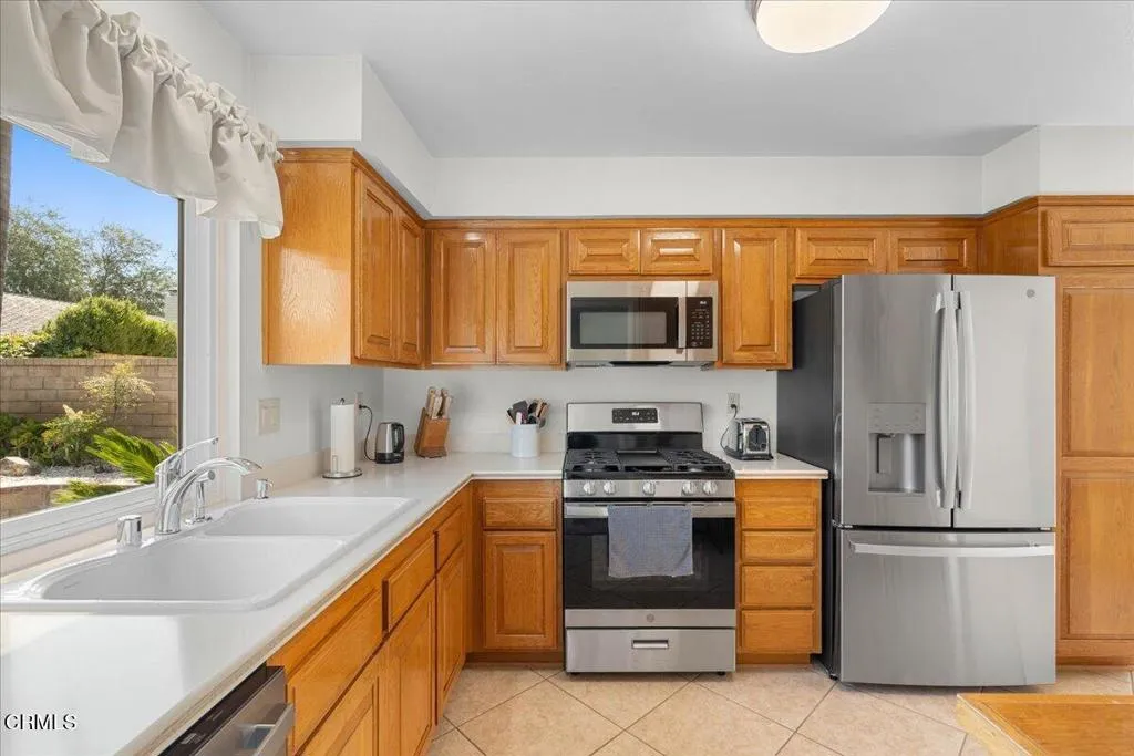Additional image 16 of 25530 Meadow Mont Street, Valencia, CA 91355