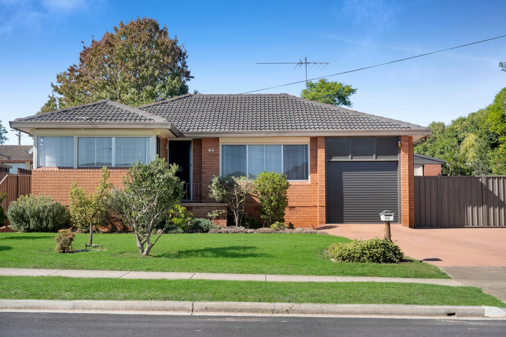 64 Macquarie Avenue, Campbelltown NSW 2560