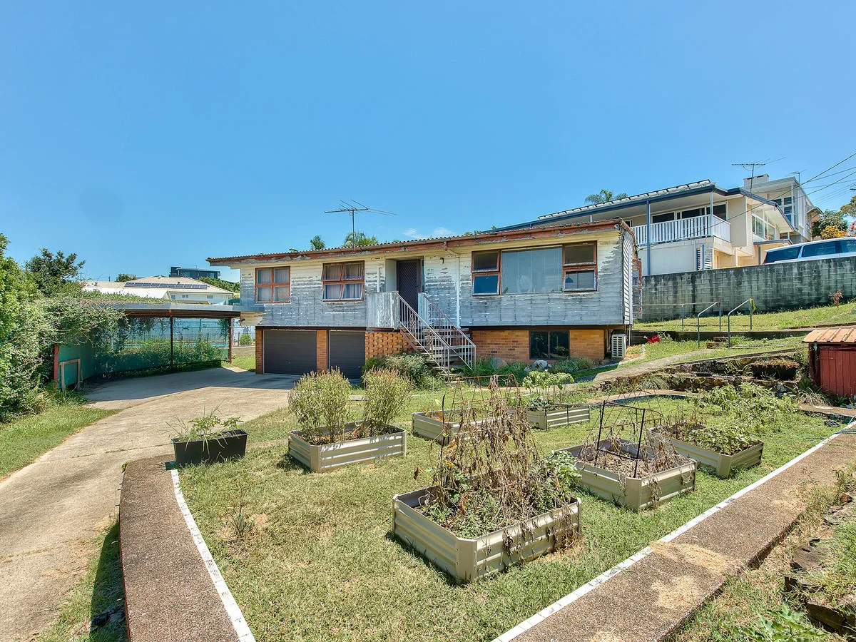 Additional image 2 of 8 Farrant Street, Stafford Heights QLD 4053