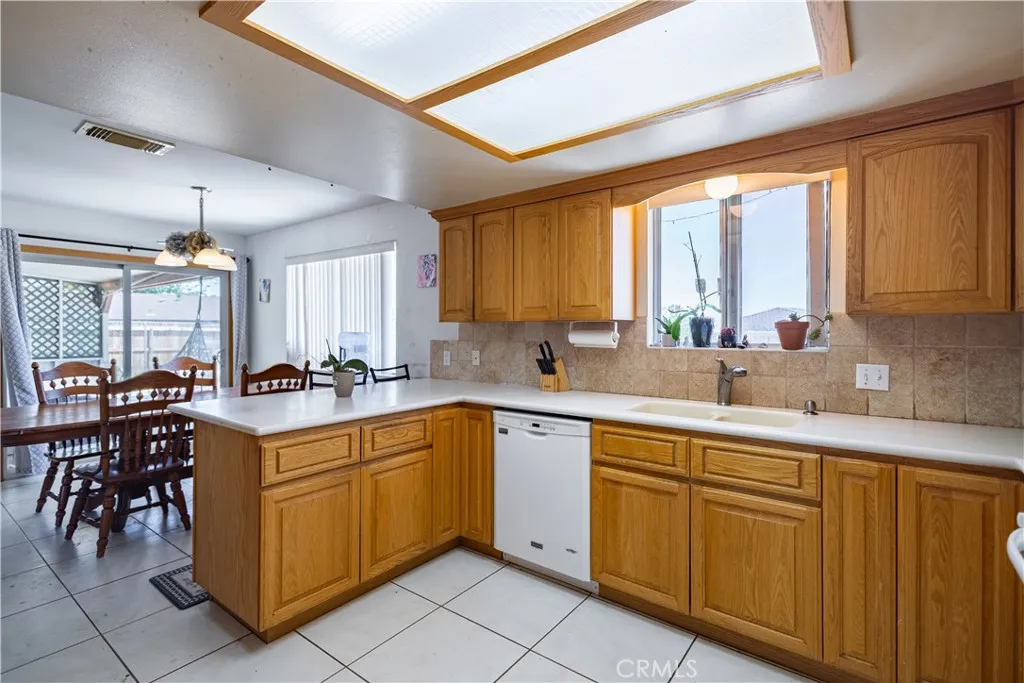 Additional image 11 of 3809 Hanford Ave, Yucca Valley, CA 92284