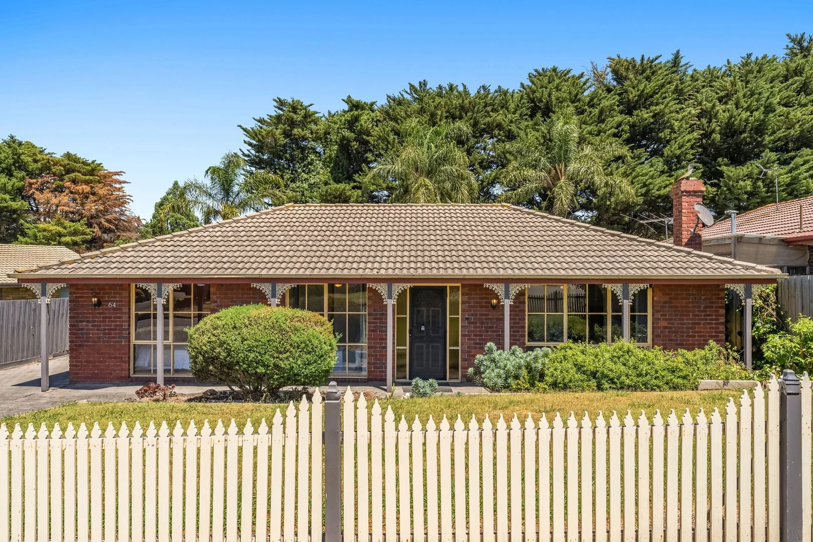 64 Collins Crescent, Berwick VIC 3806