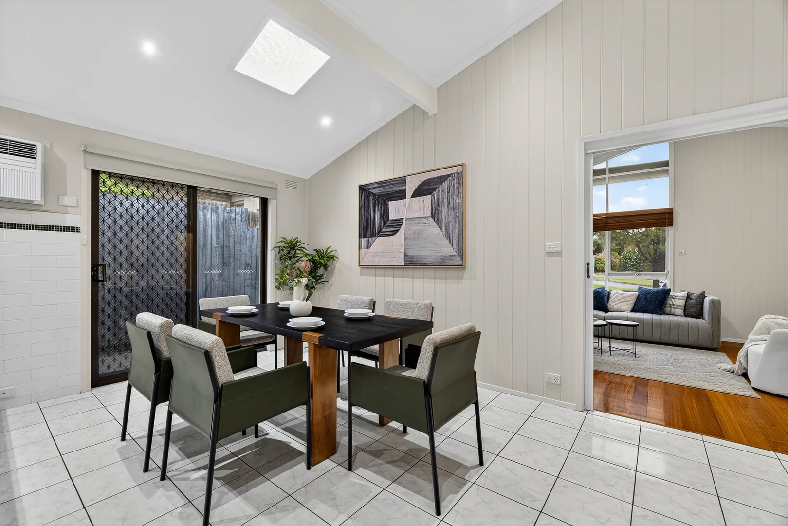 Additional image 5 of 22 Tandara Avenue, Doncaster VIC 3108
