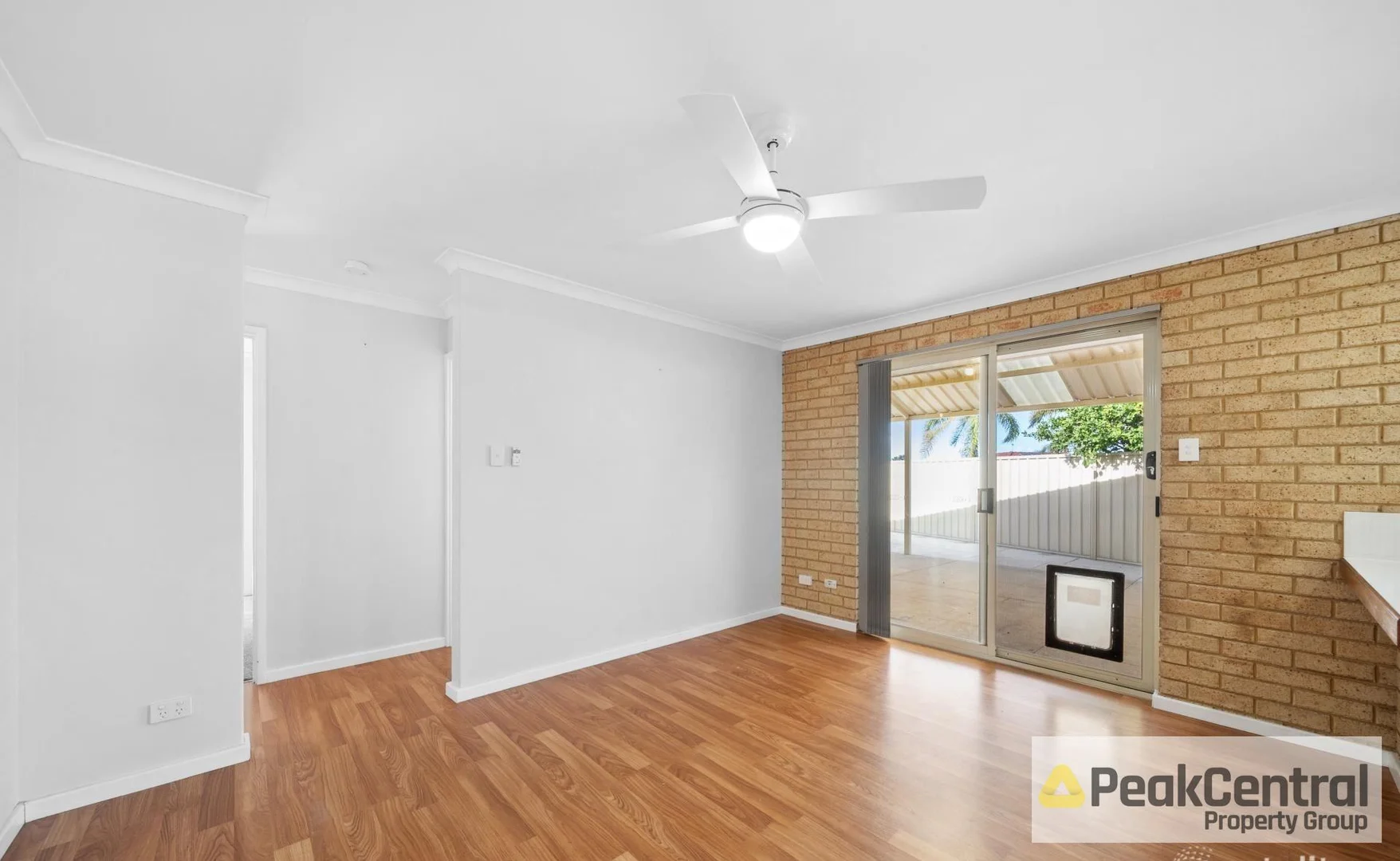 12A Durban Place, Warnbro WA 6169 photo 4
