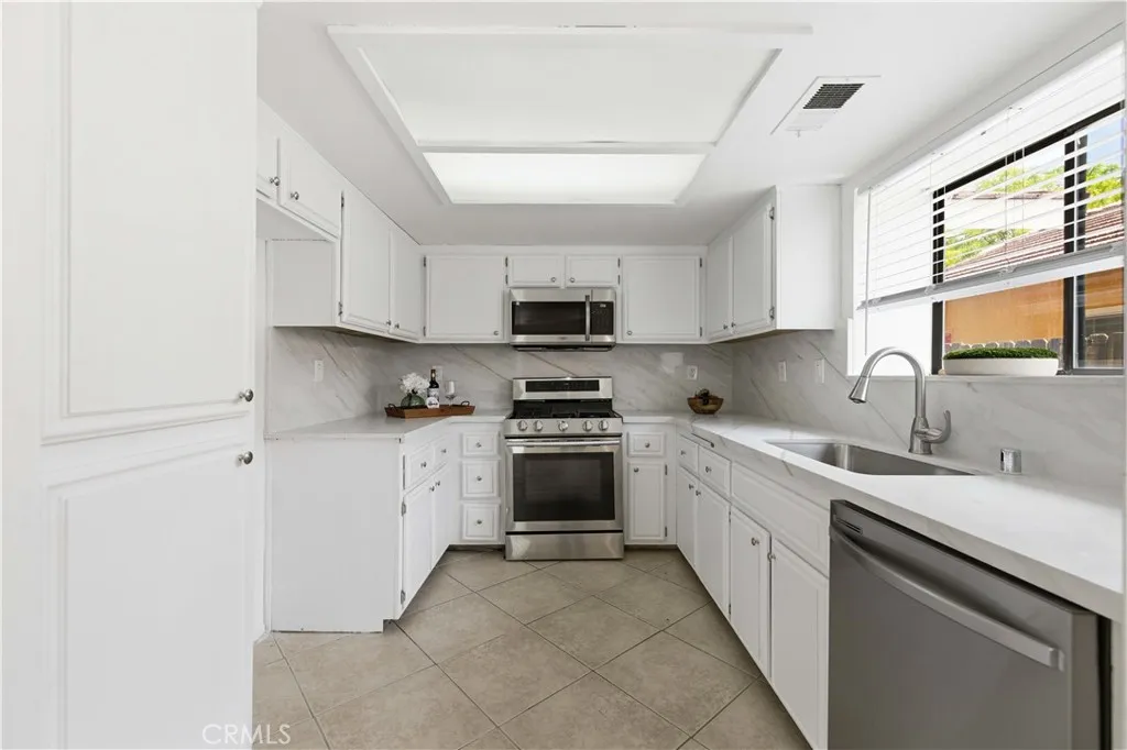Additional image 46 of 1212 W Ave H4, Lancaster, CA 93534