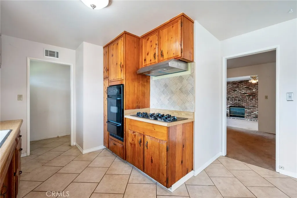 Additional image 41 of 257 W Carter Dr, Glendora, CA 91740
