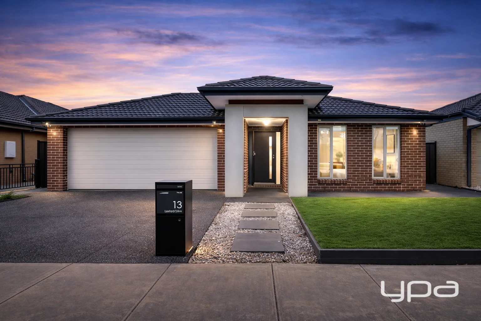 13 Luxford Drive, Point Cook VIC 3030