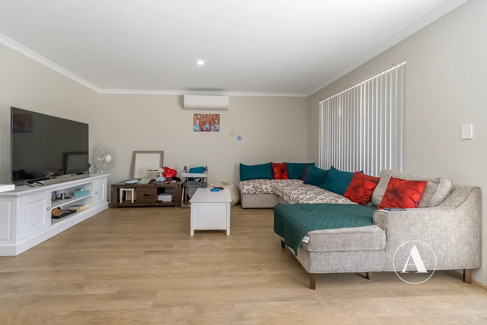 Additional image 17 of 15 Palmerston Loop, Hilbert WA 6112