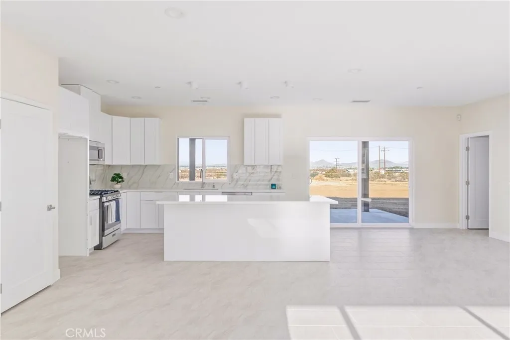 Additional image 10 of 15192 Barbara, Apple Valley, CA 92307