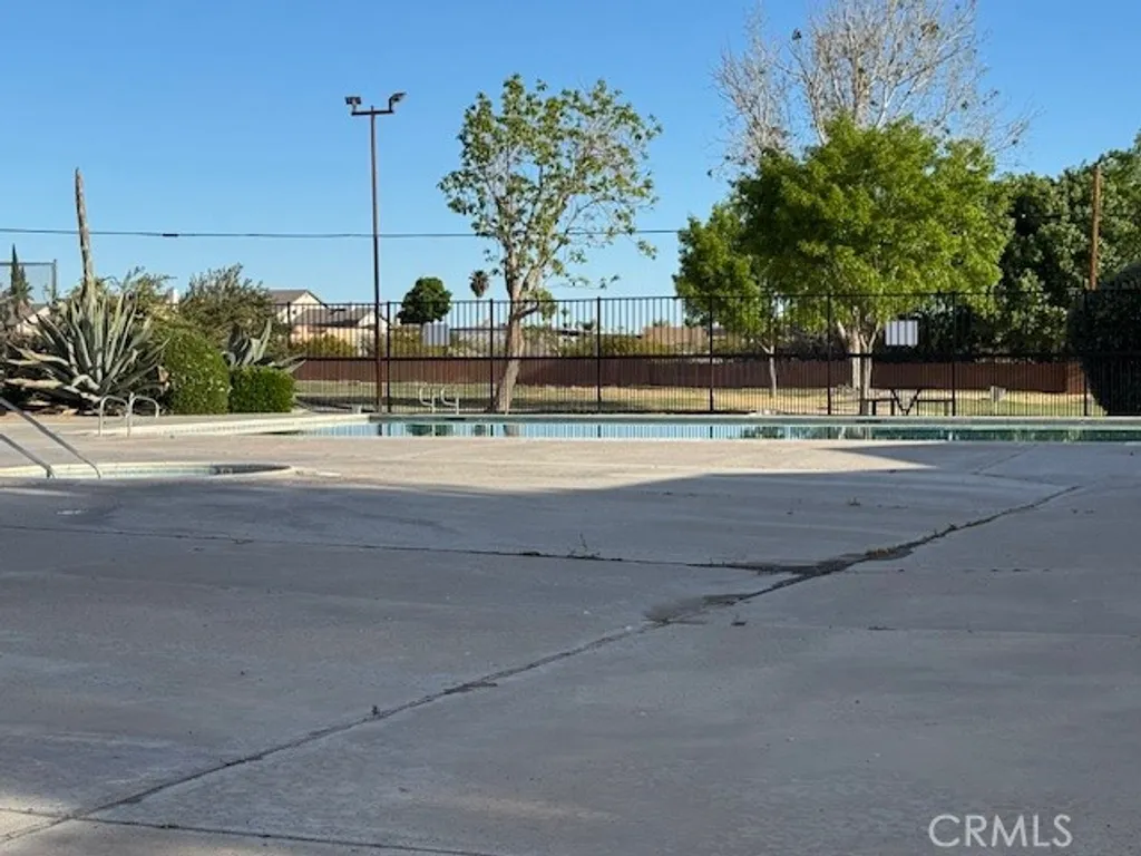 Additional image 42 of 10333 Tamarisk Avenue, Hesperia, CA 92345