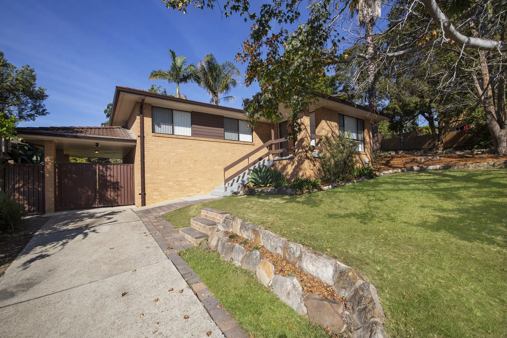 7 Court Place, Menai NSW 2234