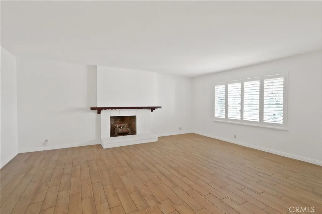 Additional image 4 of 121 S Connie Circle, Anaheim, CA 92806