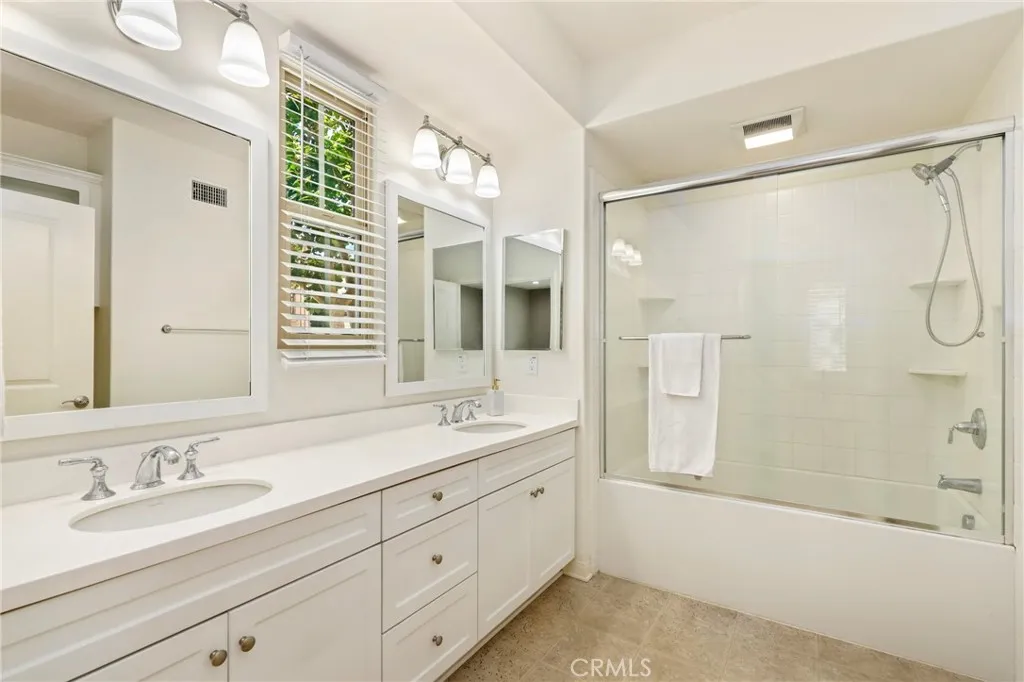 Additional image 48 of 59 Kempton, Irvine, CA 92620